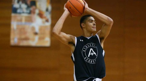 京华篮坛风云起，中美少年逐梦记