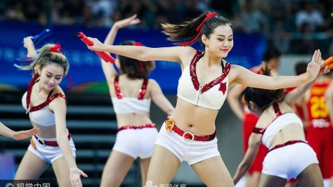 金砖赛场上的中国风：啦啦宝贝功夫舞蹈霸气高抬腿