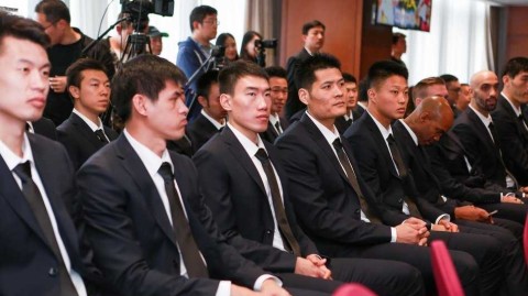 京城篮球新篇章：马布里率北控众将誓师新赛季，情怀与野心在此交融