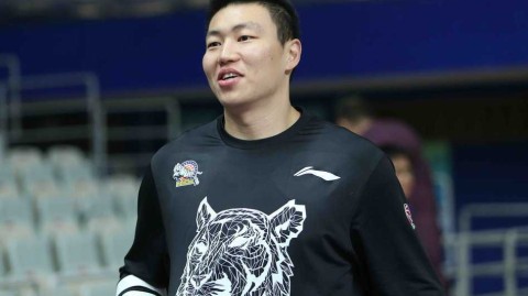 圣诞夜演王者归来，新疆飞虎磨砺剑指上海滩