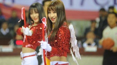 爱神之箭点燃绿茵场，啦啦宝贝斗牛舞惊艳四座