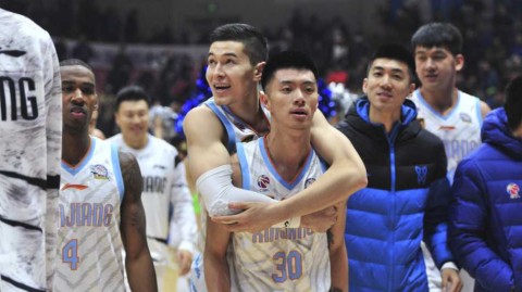 新疆飞虎青春风暴横扫吉林 周琦平纪录王子瑞一夜成名