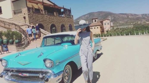 王仕鹏娇妻美国游晒惬意生活 从NBA赛场到休闲时光尽享人生