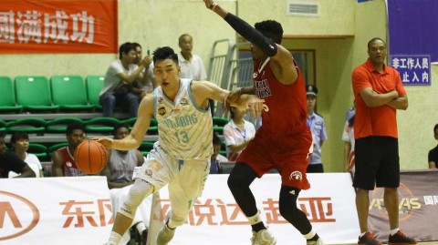 鏖战至最后一刻，新疆男篮一分惜败美国联队