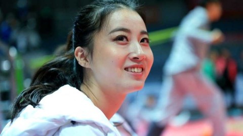 八一主场首胜背后的青春火焰 篮球宝贝用热舞点燃北仑冬夜