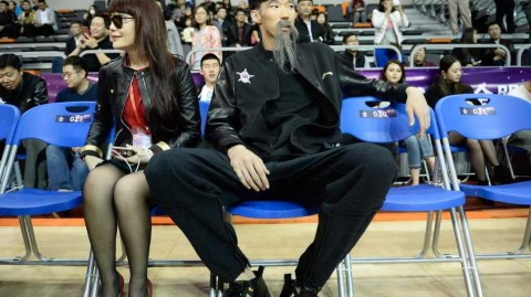 周琦的奇幻变身：从“大魔王”到白胡子魔法师