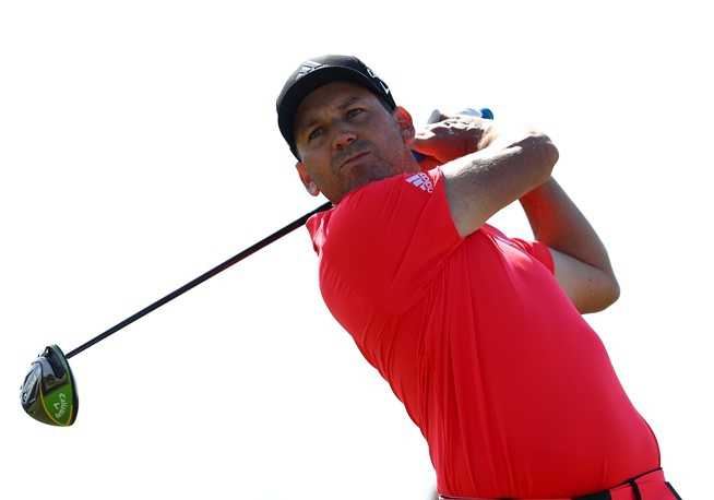 百届盛典加西亚笑傲荷兰 新星闪耀老将弥坚 荷兰公开赛赛场全景,球道与沙坑在阳光下交错,构成经典的战略性球场布局