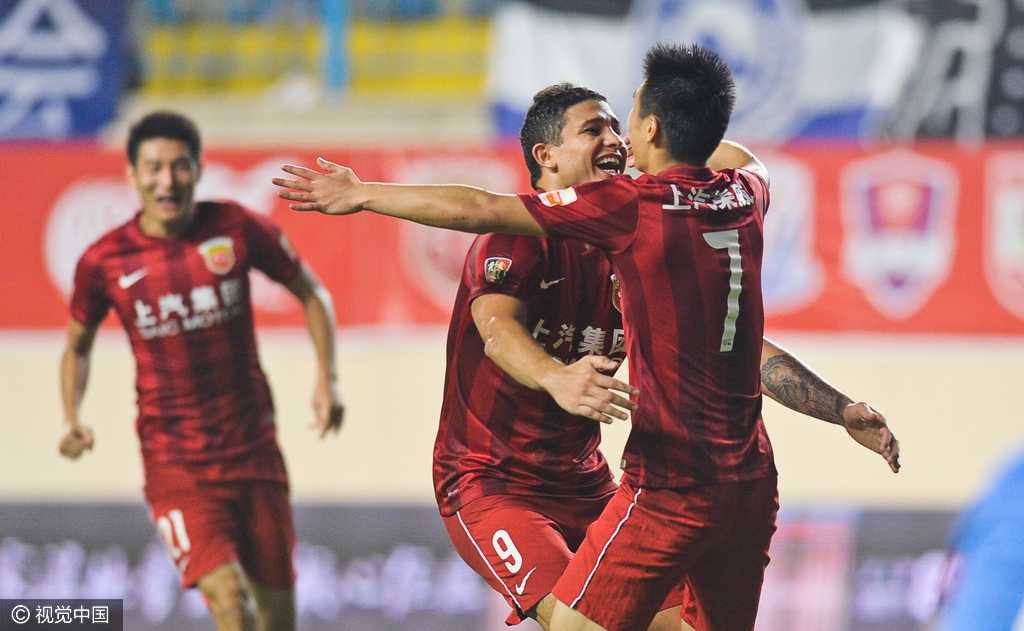 一场没有上演的中超对决:从“无中超越野”看贵州足球与上海海港的双重困境 一场没有上演的中超对决:从“无中超越野”看贵州足球与上海海港的双重困境