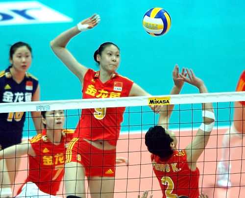 中国女排3-1力克巴西，朱婷28分新体系迎开门红