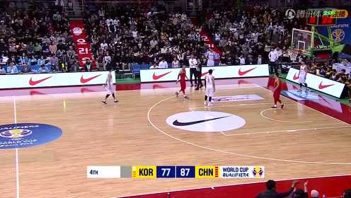 中国男篮客战澳大利亚遭压制 周琦16+17难阻世预赛三连败 中国男篮客战澳大利亚遭压制 周琦16+17难阻世预赛三连败