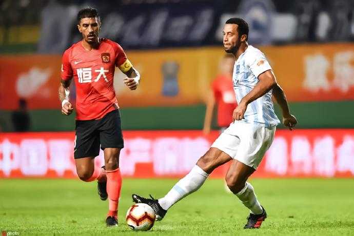 中超第二轮广州德比：恒大5-0血洗富力取连胜