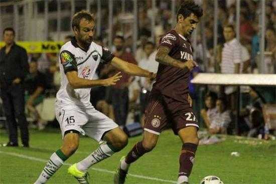 南部德比1-1平局收场