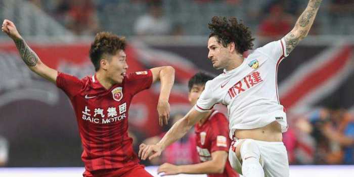 新科冠军收官告负,权健主场3-2逆转上港 新科冠军收官告负,权健主场3-2逆转上港