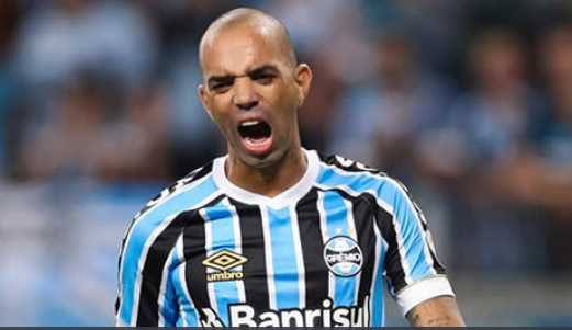 沙佩科恩斯0-0巴伊亚:互交白卷平局收场 沙佩科恩斯0-0巴伊亚:互交白卷平局收场