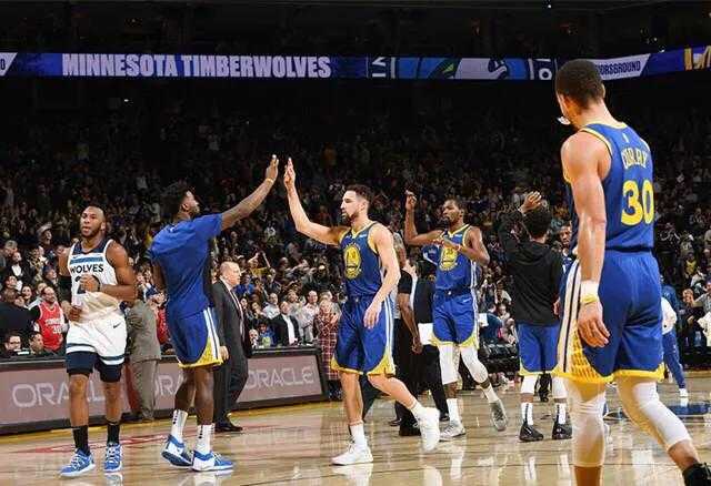 1-3逆转神迹！勇士抢七屠雷霆进总决赛