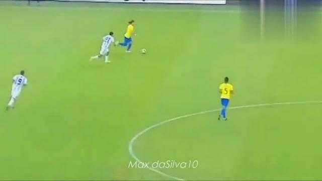 世预赛阿根廷4-1血洗巴西，梅西缺阵仍提前四轮晋级