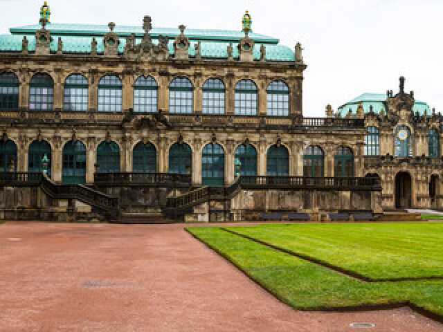 伯恩茅斯英冠直升英超背后的数据全景与米德尔斯堡强强对话复盘（标题长度27字）