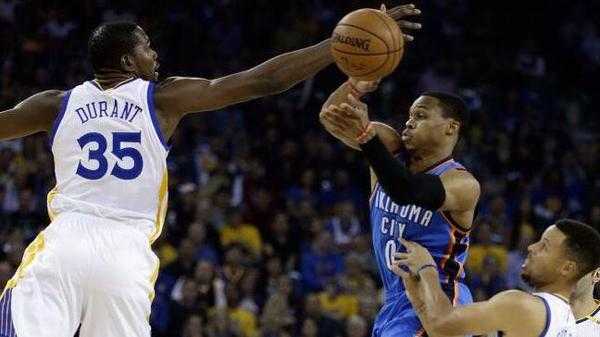 勇士三核缺阵＋赛季横扫＋雷霆登顶联盟第一