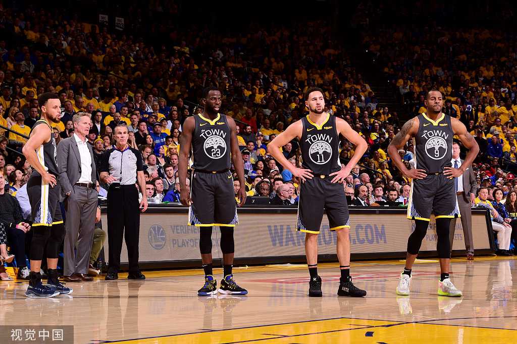 勇士复仇开拓者：库里7分11助另类带队结束三年主场连败