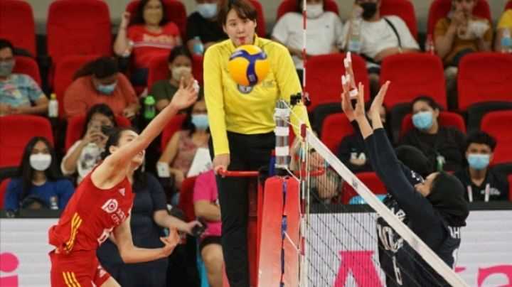 好的，根据搜索到的资料，我将按照你提供的专业复盘框架，为你创作一篇关于“伊朗 vs 中国”比赛的体育赛事报道。