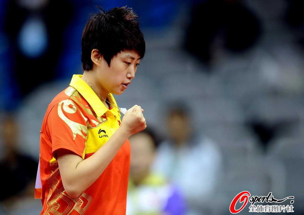 李晓霞24分钟横扫福原爱，里约奥运半决赛上演碾压局