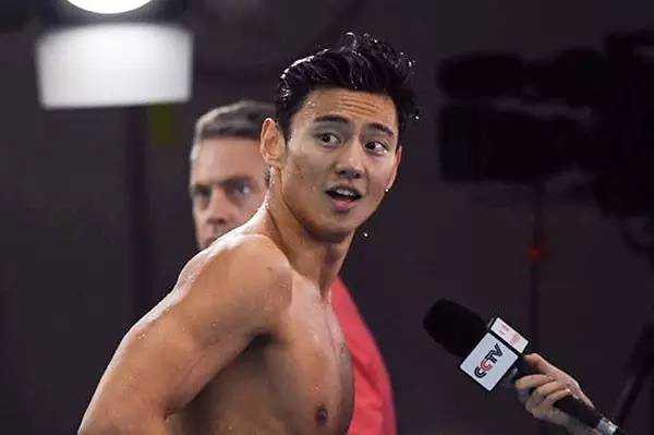 李晓霞24分钟横扫福原爱，里约奥运半决赛上演碾压局