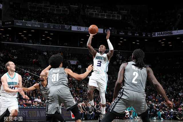 黄蜂31分狂胜篮网！米勒25分率队攻防统治