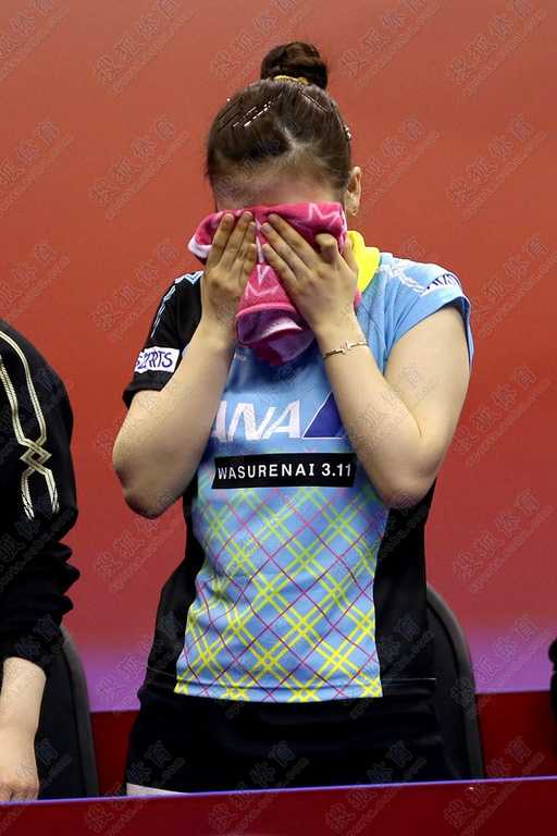 福原爱3-0领先遭惊天逆转 心态崩盘含泪致歉