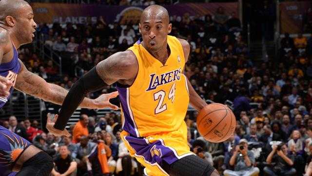 科比隔扣姚明封神之战：37+7+4+0失误击溃火箭12连胜