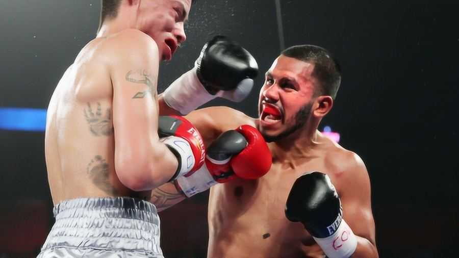 马奎兹vs迪亚兹两番大战深度复盘：九回合KO奠定经典，二番战再杀卫冕