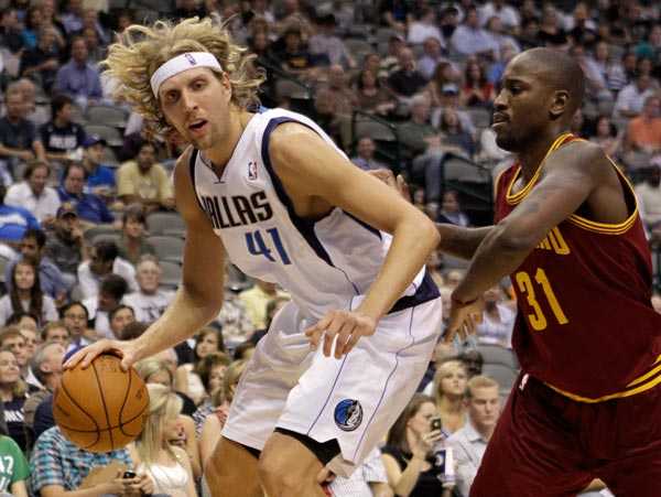 骑士134-122主场大胜独行侠终结连败