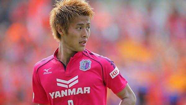 鹿岛鹿角主场2-0完胜大阪樱花延续争冠强势