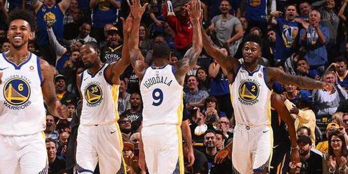 黄蜂主场112-99复仇公牛，三球率队捍卫附加赛希望