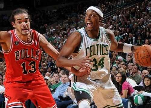 黄蜂主场112-99复仇公牛，三球率队捍卫附加赛希望